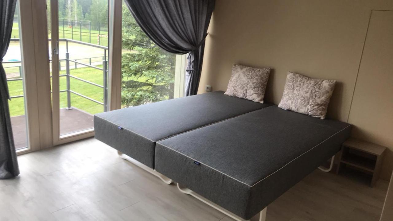 Vezezeris Hotel Gaugariai Ngoại thất bức ảnh